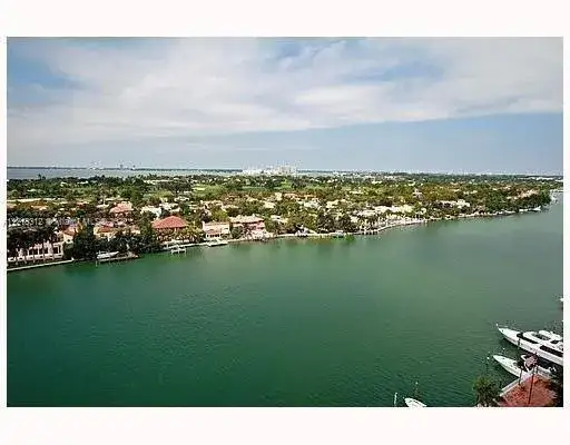 2 bedroom 2 bath Residential for sale at 5600 Collins Ave # 16G, Miami Beach FL 33140