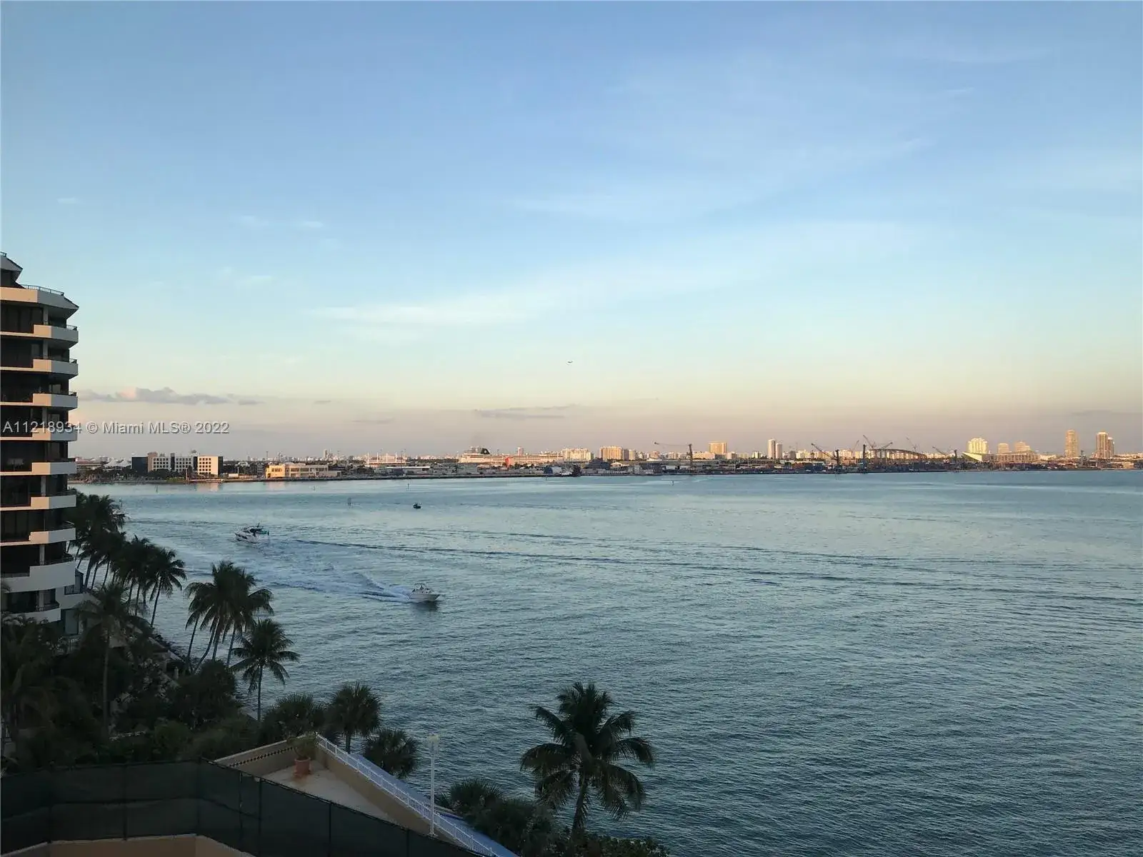 1 bedroom 1 bath Residential for sale at 770 Claughton Island Dr # 1709, Miami FL 33131