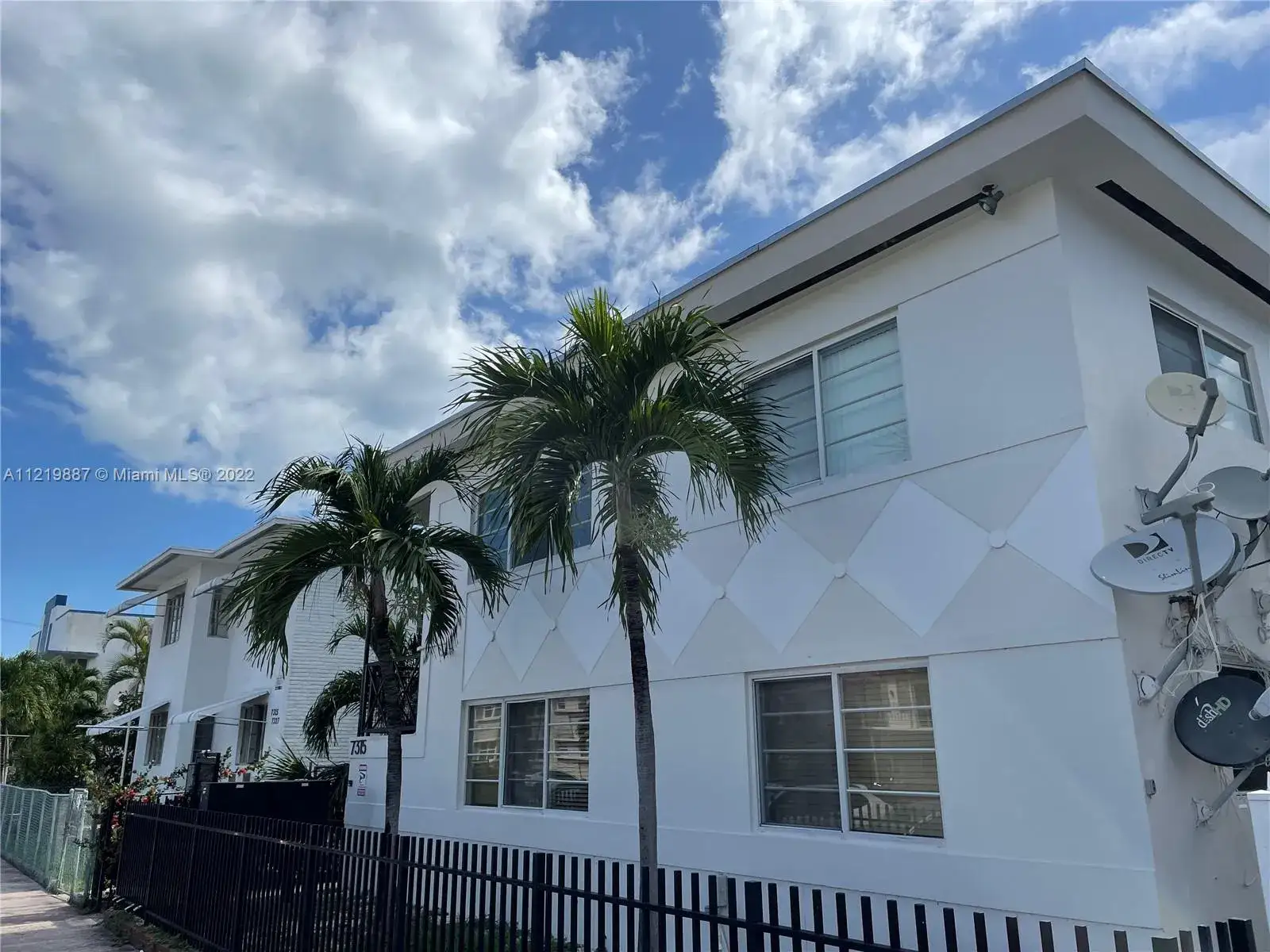 1 bedroom 1 bath Residential for sale at 7315 Byron Ave # 9, Miami Beach FL 33141