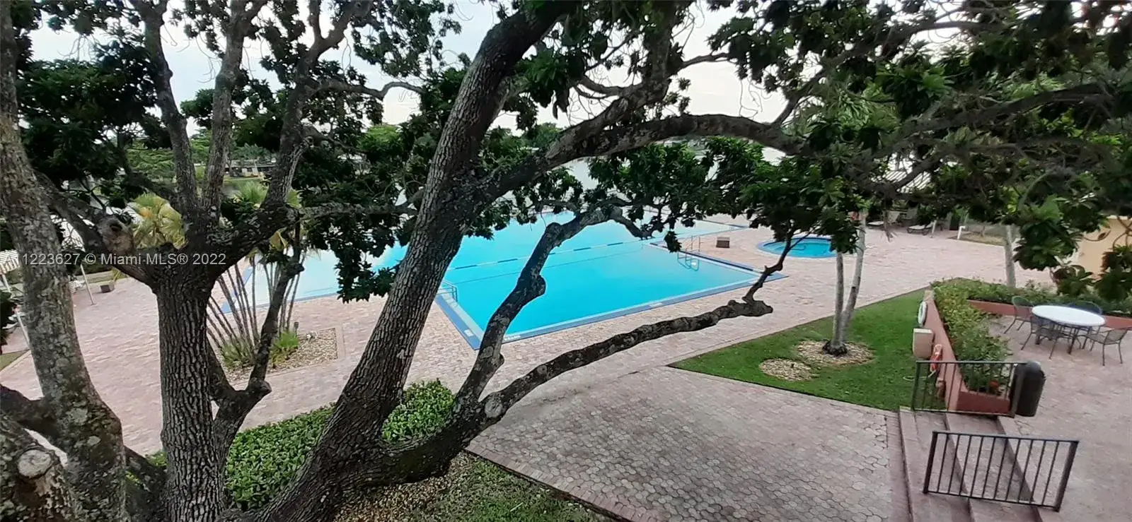 2 bedroom 2 bath Residential Lease for rent at 250 Gate Rd # 160, Hollywood FL 33024