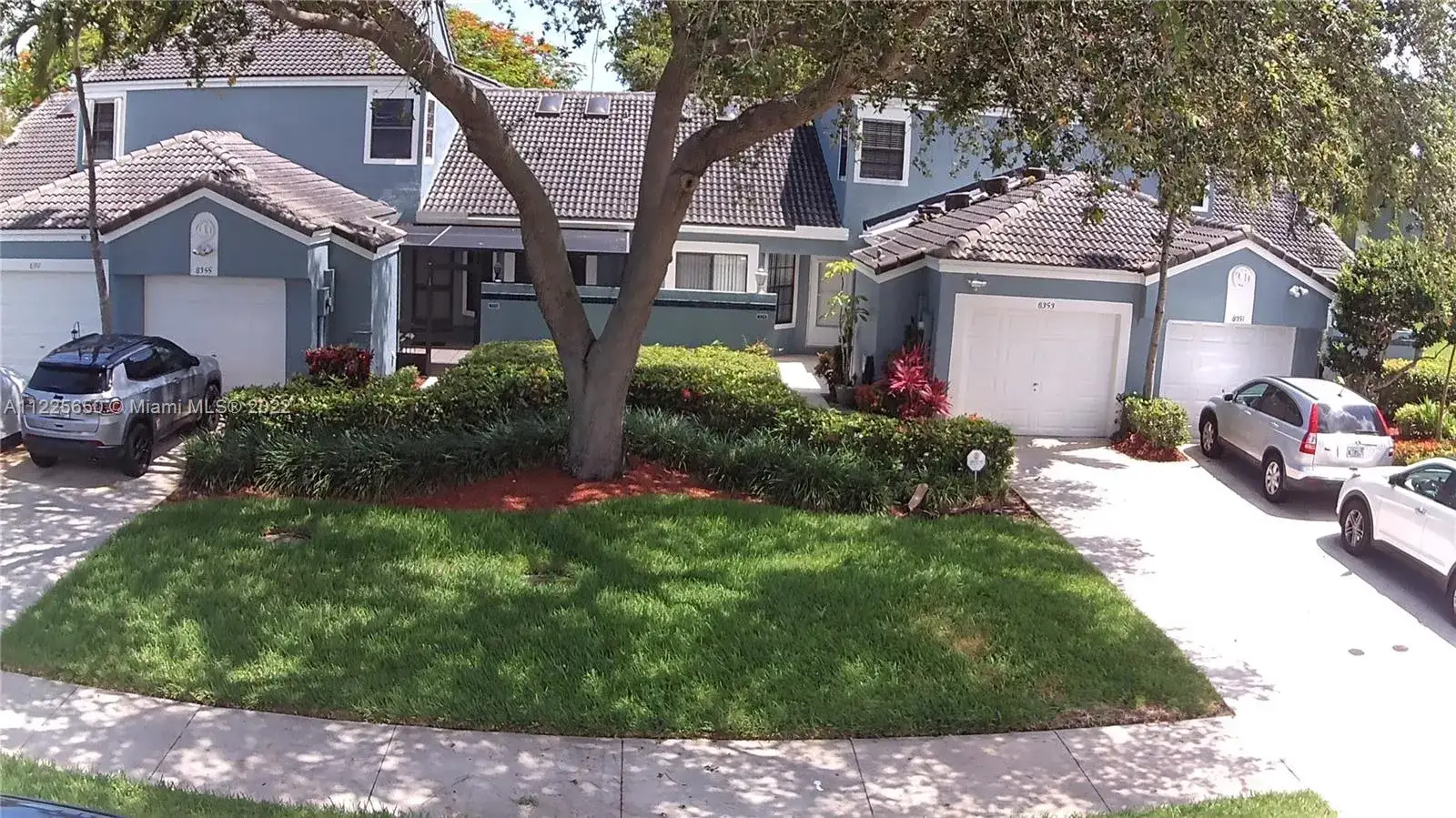 3 bedroom 2 bath Residential for sale at 8353 Waterford Ave, Tamarac FL 33321