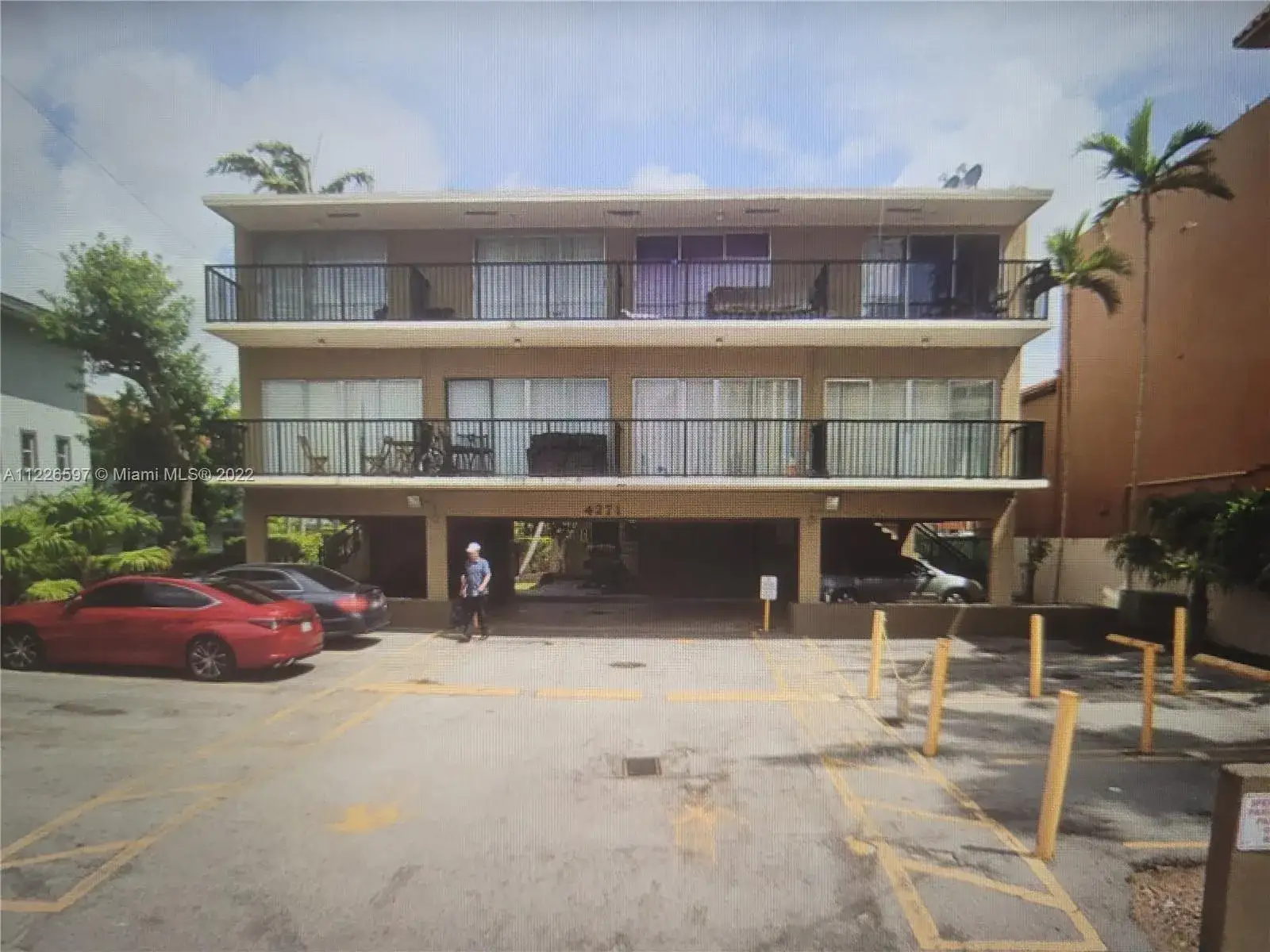 1 bedroom 1 bath Residential Lease for rent at 4271 NW 11th St # 1, Miami FL 33126