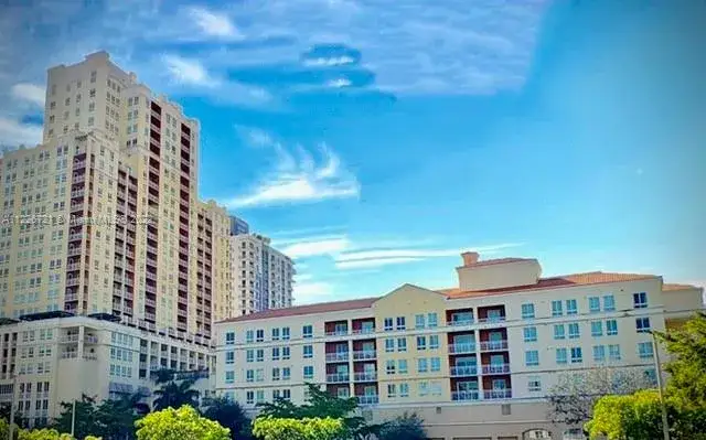 2 bedroom 2 bath Residential for sale at 7355 SW 89th St # 623N, Miami FL 33156