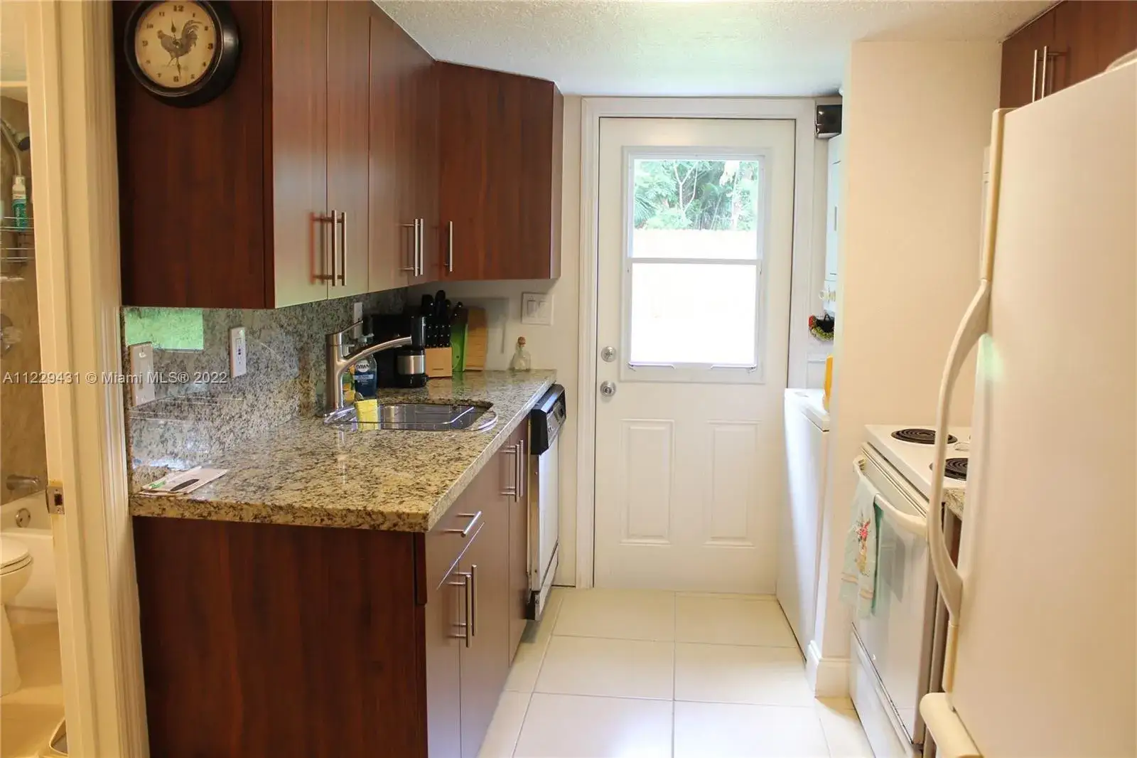 2 bedroom 2 bath Residential Lease for rent at 11659 Griffing Blvd # 5, Biscayne Park FL 33161