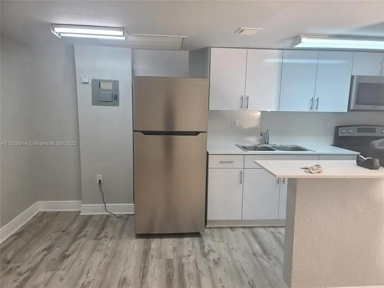 1 bedroom 1 bath Residential for sale at 3901 SW 112th Ave # 15, Miami FL 33165