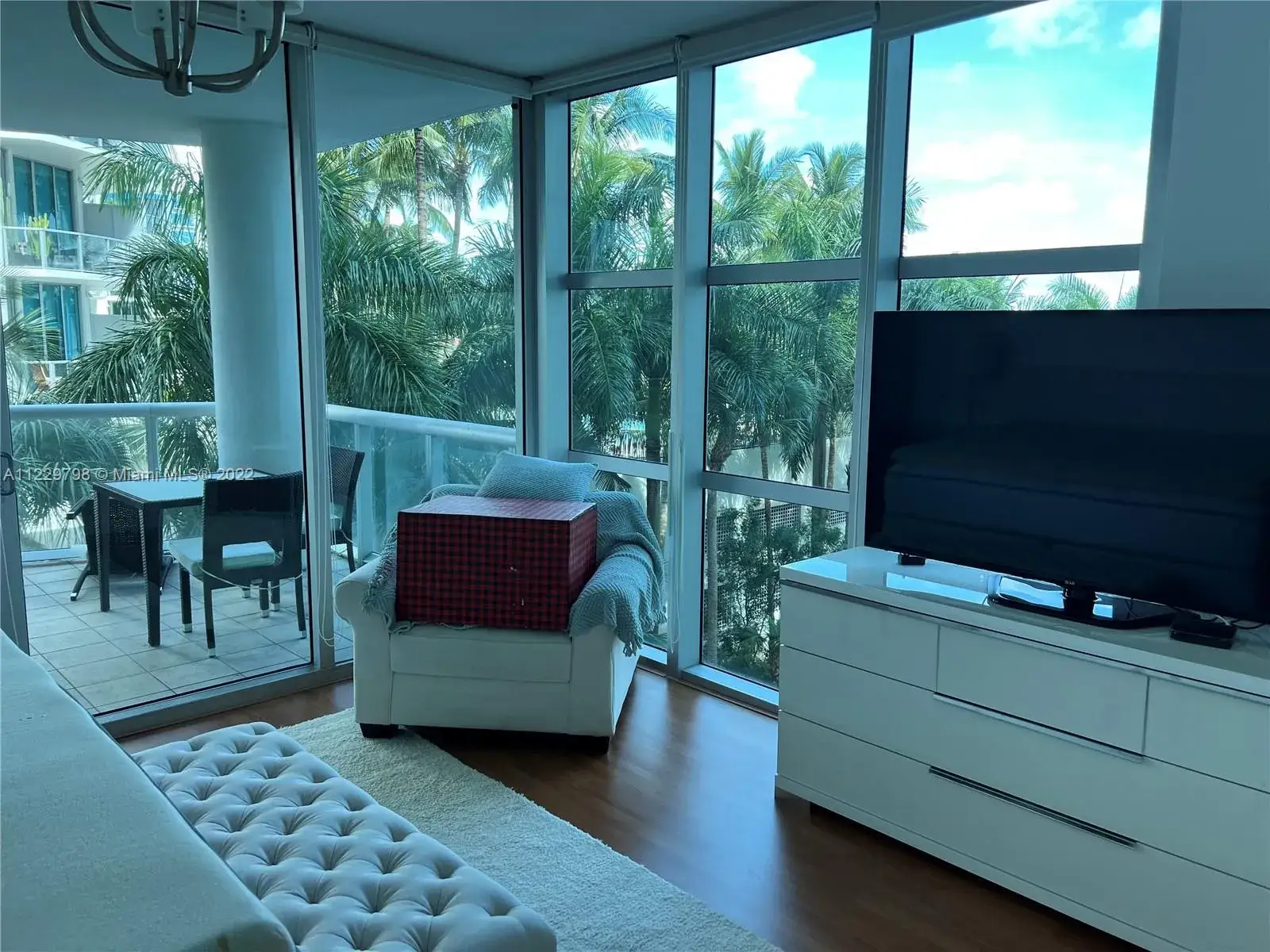 3 bedroom 2 bath Residential for sale at 3131 NE 188th St # 508, Aventura FL 33180