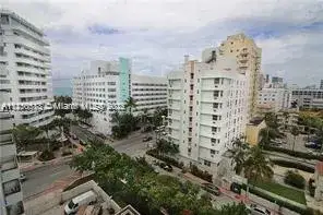 2 bedroom 2 bath Residential for sale at 3200 Collins Ave # 6, Miami Beach FL 33140