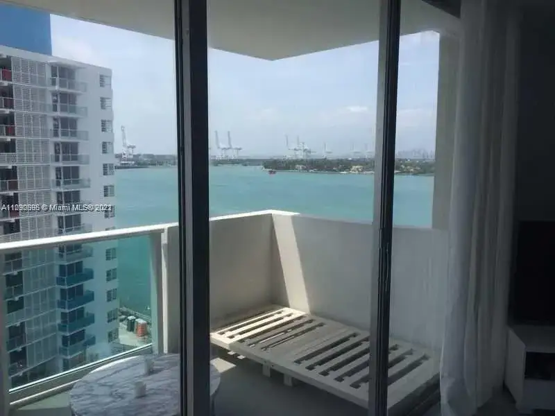 1 bath Residential for sale at 1000 West Ave # 828, Miami Beach FL 33139