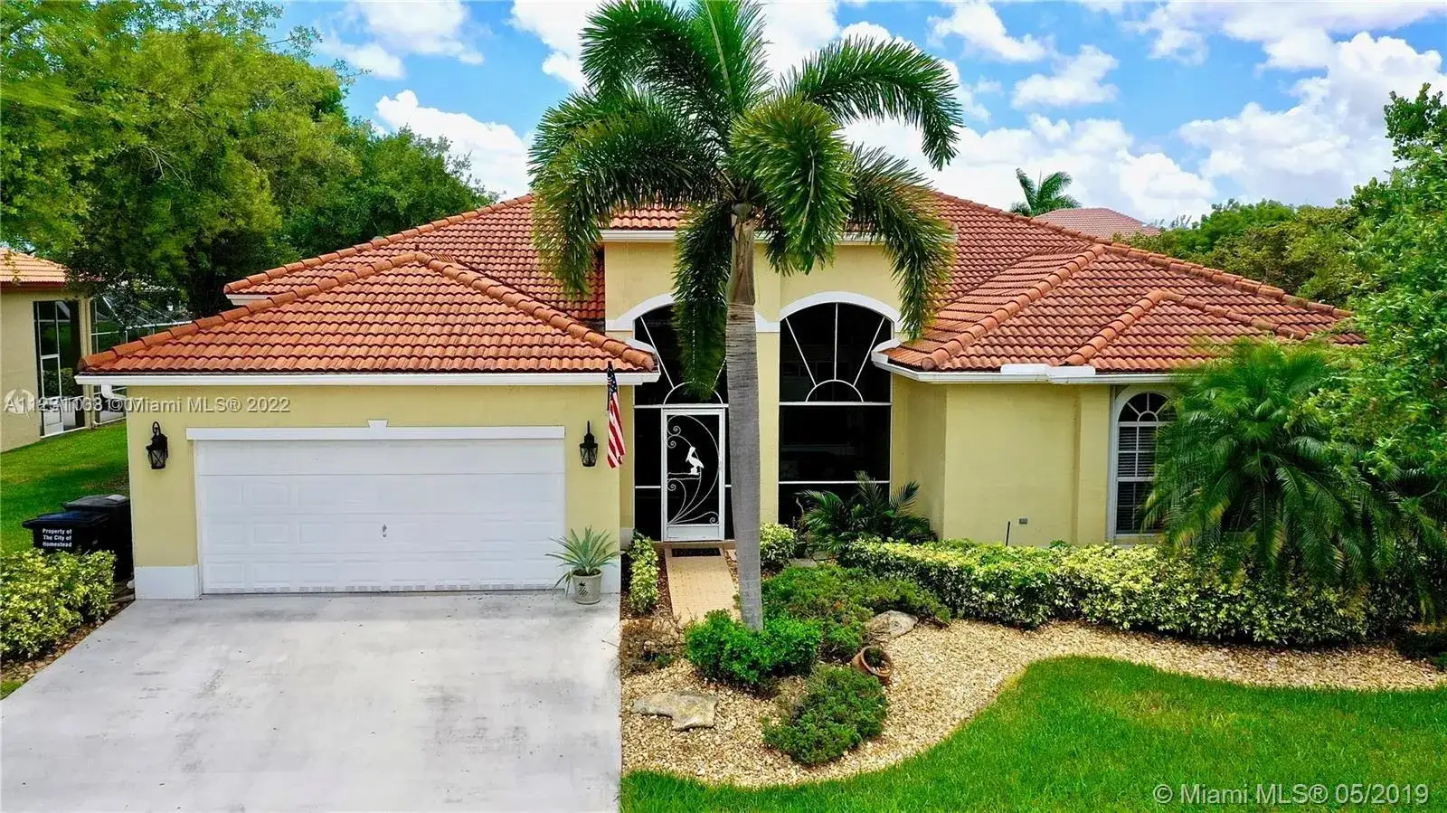 4 bedroom 2 bath Residential for sale at 2905 Fairways Dr, Homestead FL 33035