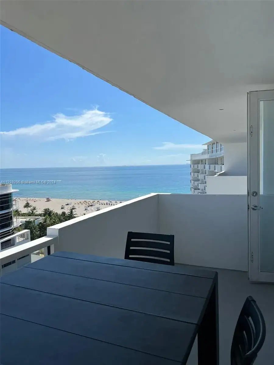 2 bedroom 2 bath Residential Lease for rent at 100 Lincoln Rd # 1608, Miami Beach FL 33139
