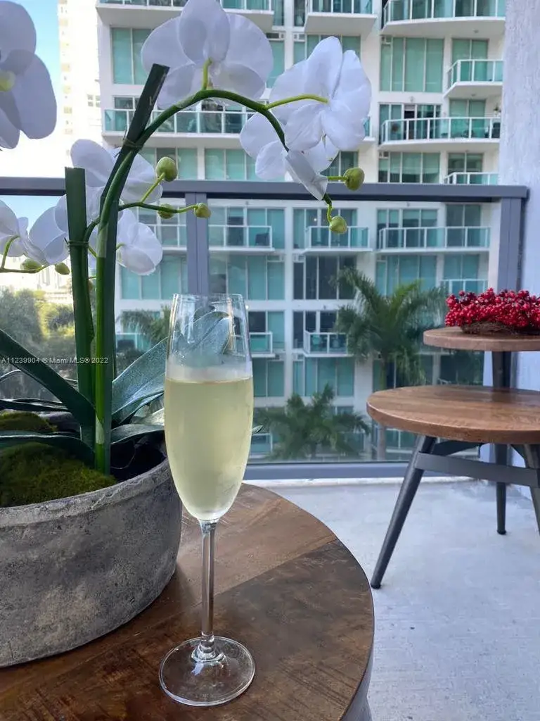 2 bedroom 2 bath Residential for sale at 31 SE 6th St # 702, Miami FL 33131