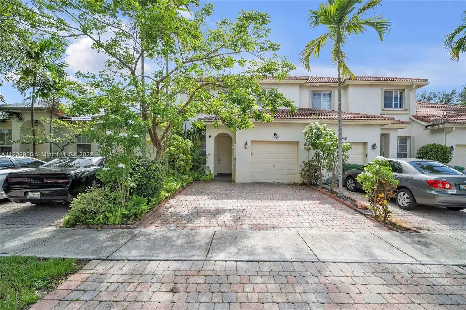 4 bedroom 3 bath Residential for sale at 1904 NW 78th Way, Pembroke Pines FL 33024