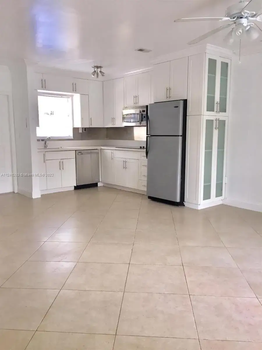 2 bedroom 1 bath Residential for sale at 798 Crandon Blvd # 7C, Key Biscayne FL 33149