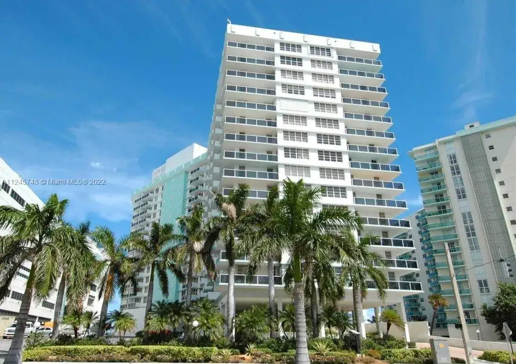 2 bedroom 2 bath Residential Lease for rent at 3725 S Ocean Dr # 1402, Hollywood FL 33019