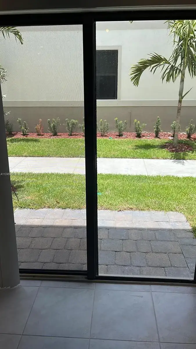 3 bedroom 2 bath Residential for sale at 606 SW 12 th Street # 0, Homestead FL 33034