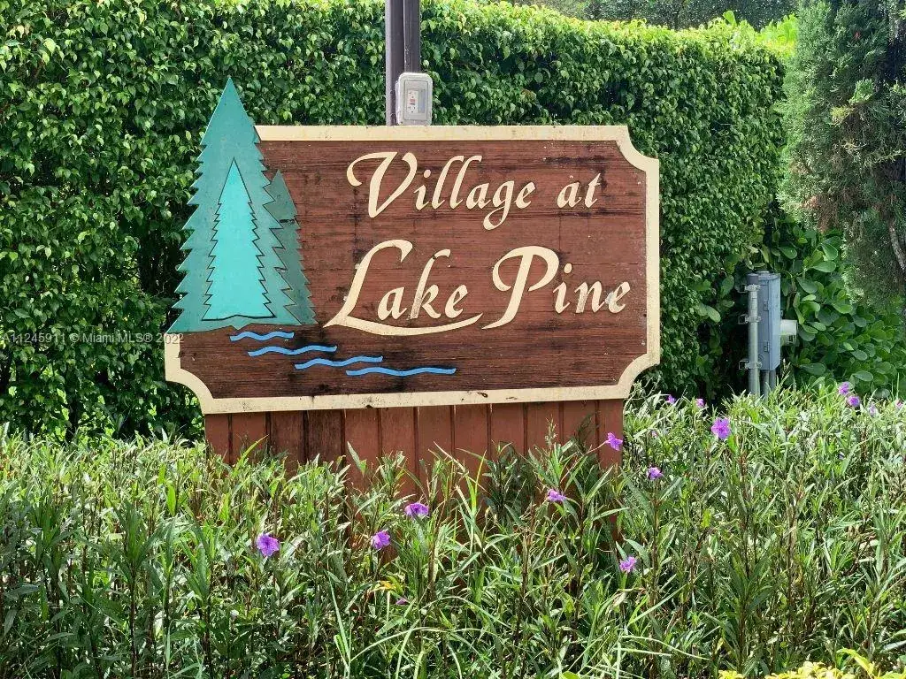 3 bedroom 2 bath Residential for sale at 11920 SW 9th Mnr # 11920, Davie FL 33325