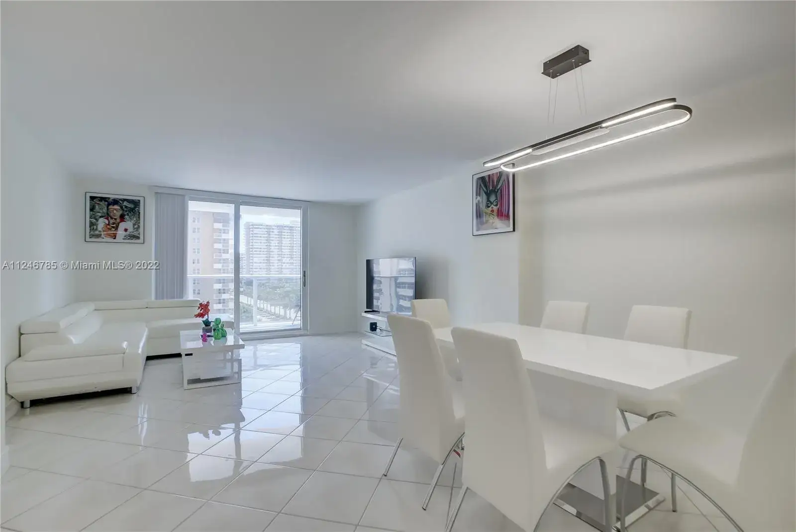 2 bedroom 2 bath Residential for sale at 1880 S Ocean Dr, Hallandale Beach FL 33009