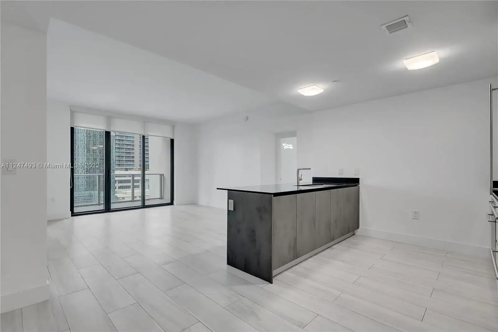 2 bedroom 3 bath Residential for sale at 1010 Brickell Ave # 1904, Miami FL 33131