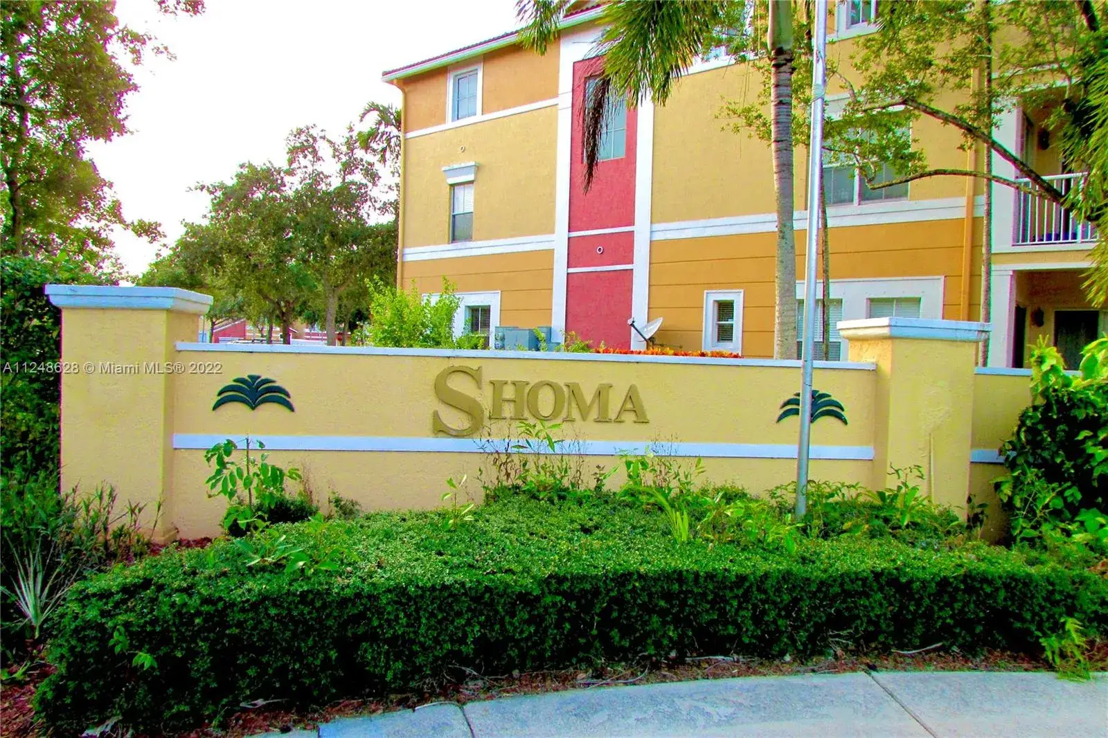 3 bedroom 2 bath Residential for sale at 2111 Shoma Dr # 2111, Royal Palm Beach FL 33414