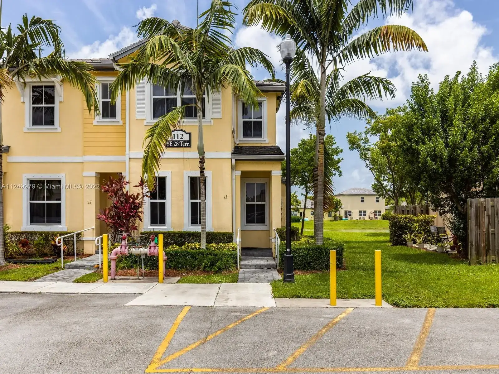 3 bedroom 2 bath Residential for sale at 112 SE 28th Ter # 13, Homestead FL 33033