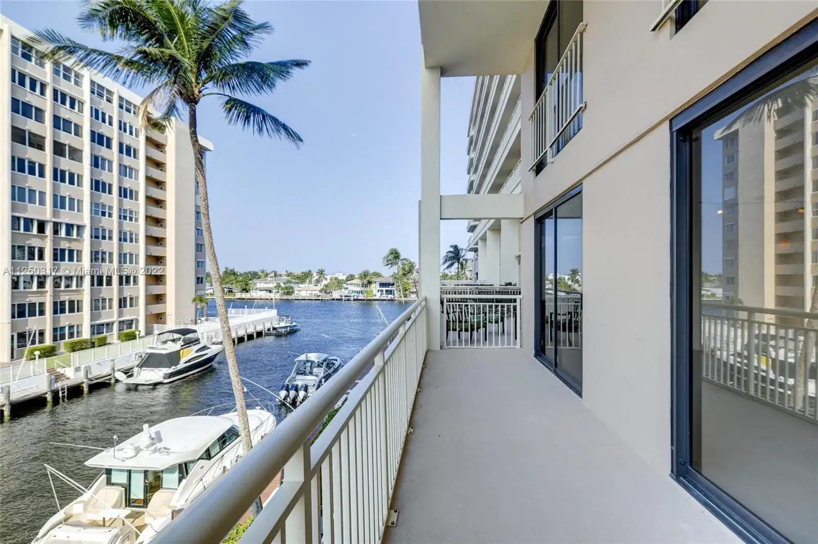 3 bedroom 3 bath Residential Lease for rent at 3100 NE 48th St # 306, Fort Lauderdale FL 33308