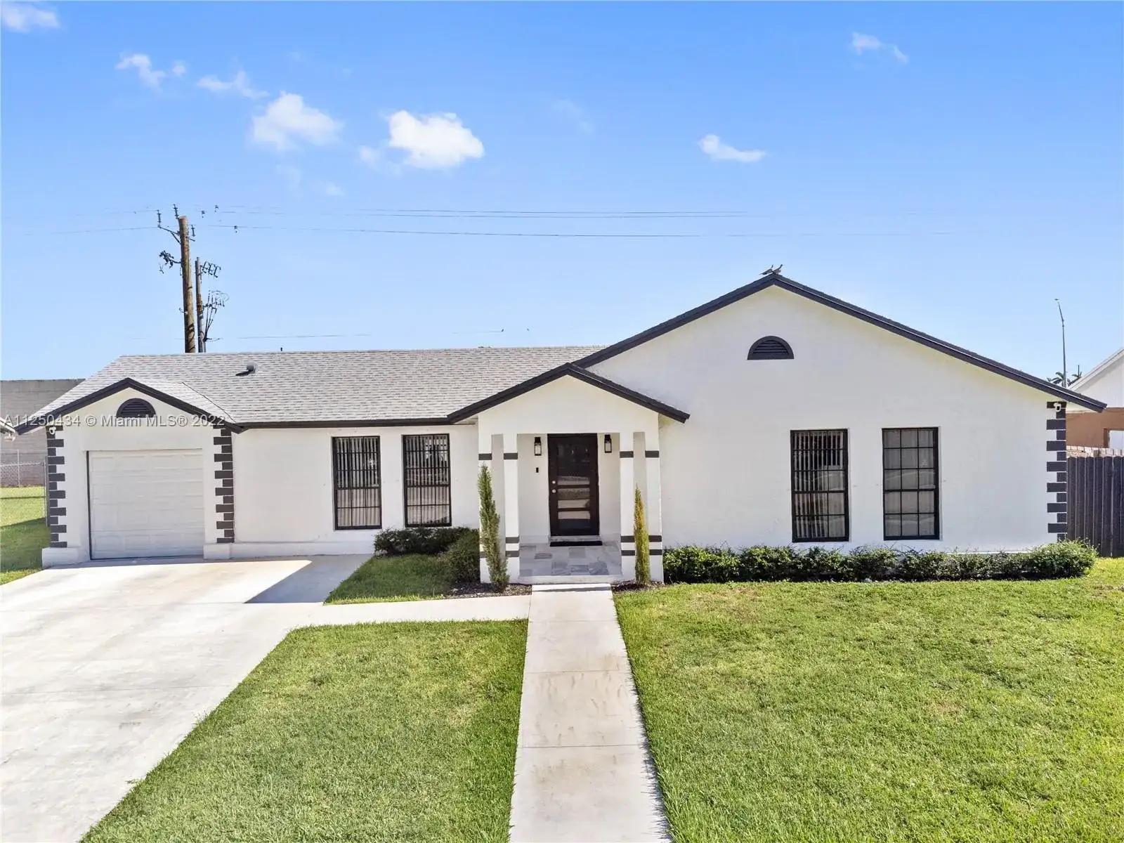 3 bedroom 3 bath Residential for sale at 13741 SW 280th Ter, Homestead FL 33033