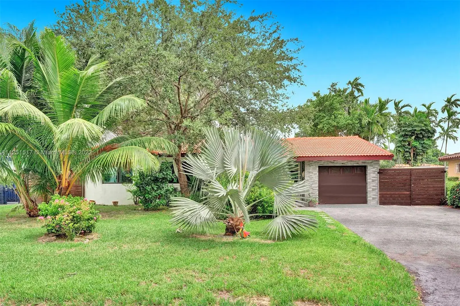 3 bedroom 2 bath Residential for sale at 480 NW 88th Ter, El Portal FL 33150