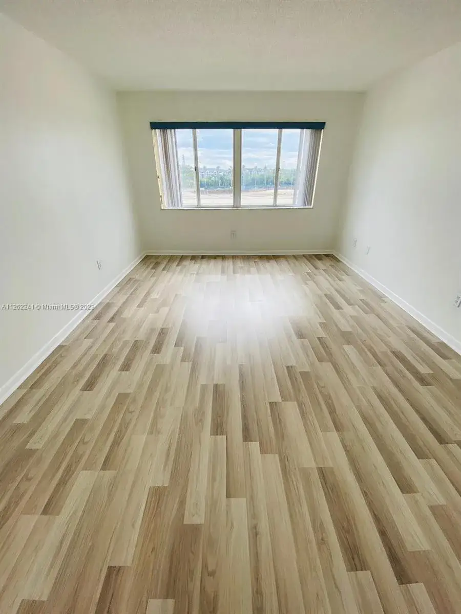 2 bedroom 2 bath Residential for sale at 14830 Naranja Lakes Blvd, Homestead FL 33032