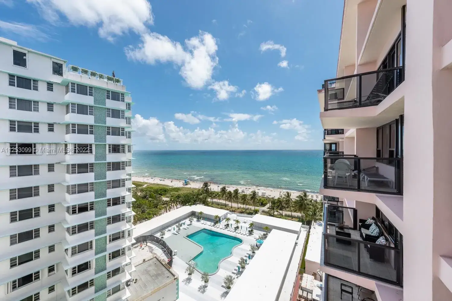 2 bedroom 2 bath Residential Lease for rent at 5225 Collins Ave # 1508, Miami Beach FL 33140