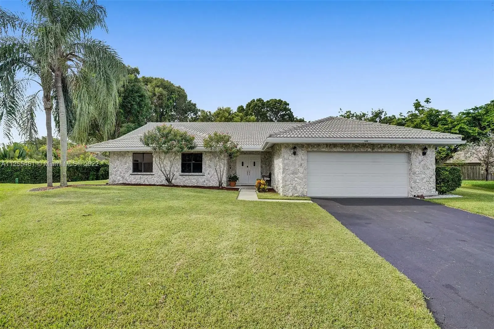 3 bedroom 2 bath Residential for sale at 5036 NW 66th Ln, Coral Springs FL 33067