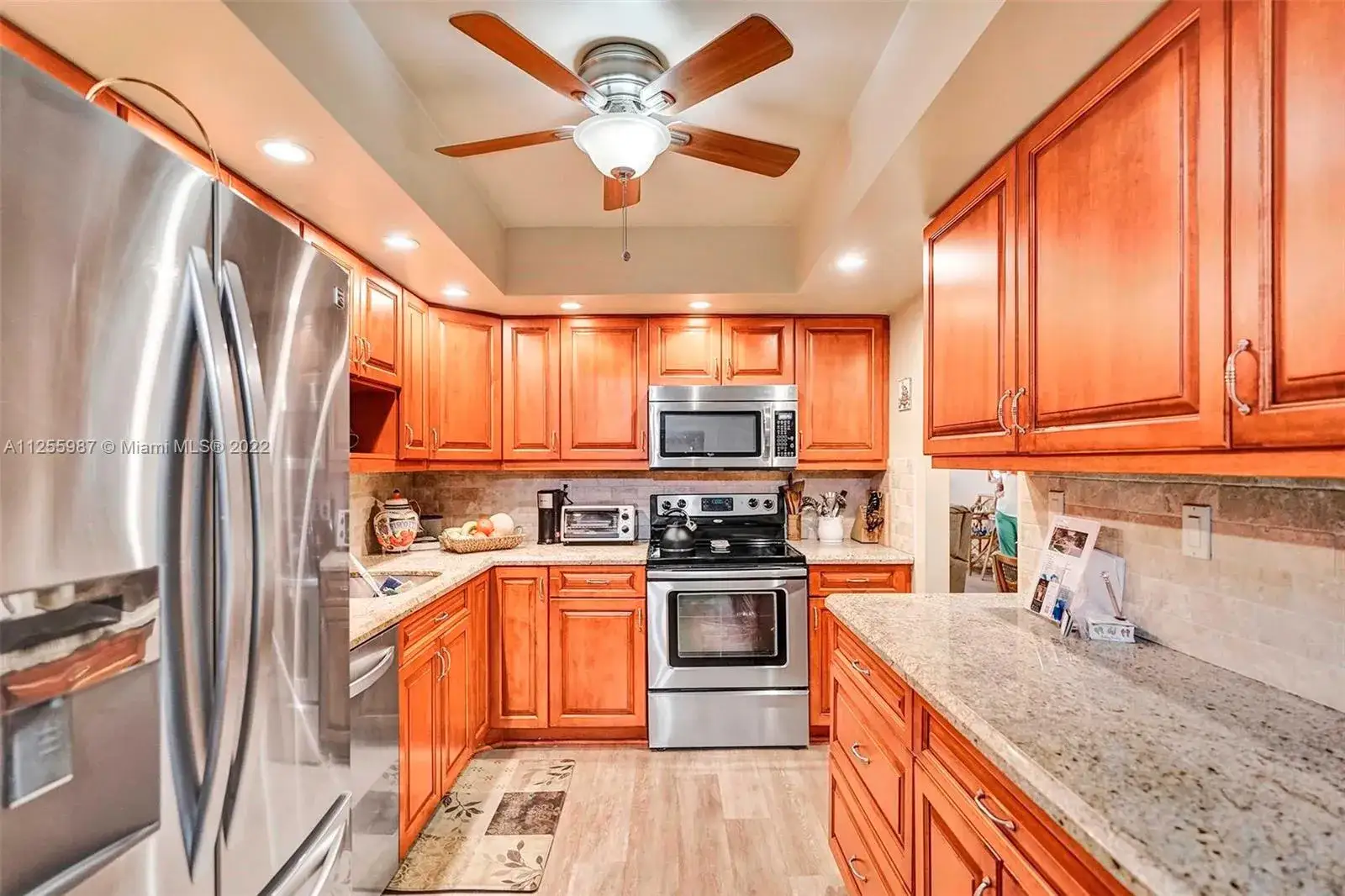 3 bedroom 2 bath Residential for sale at 20291 NE 30th ave, Aventura FL 33180
