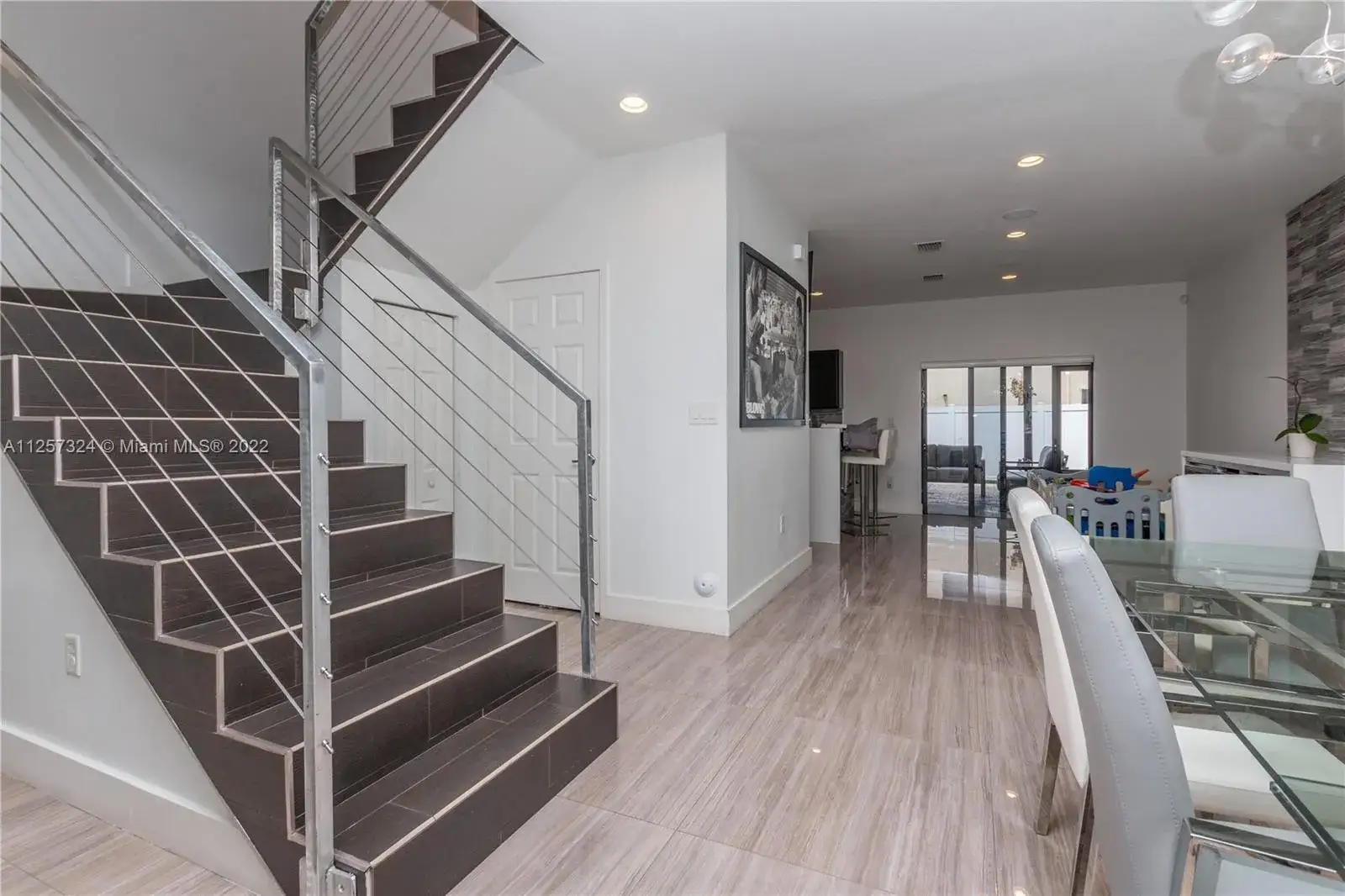 3 bedroom 2 bath Residential for sale at 8880 W 35th Ct, Hialeah FL 33018