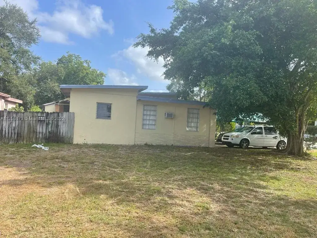 4 bedroom 2 bath Residential for sale at 400 NE 161st St, Miami FL 33162