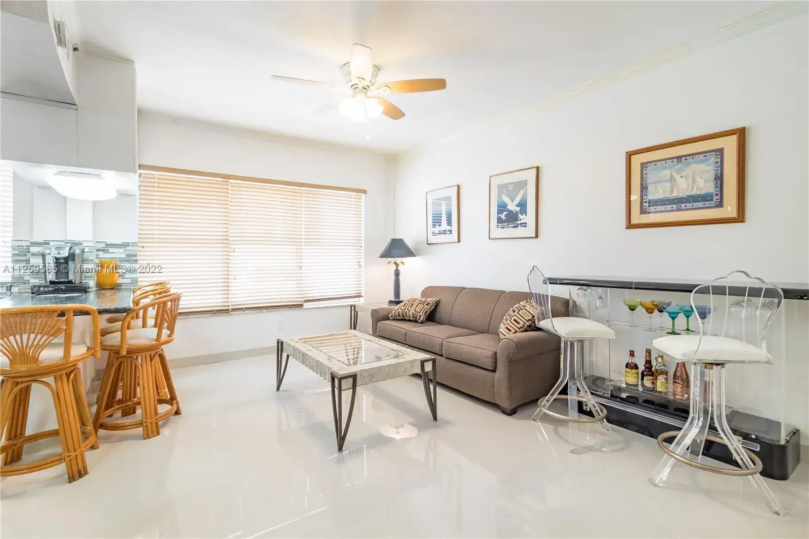 1 bedroom 1 bath Residential for sale at 918 Ocean Dr # 201, Miami Beach FL 33139