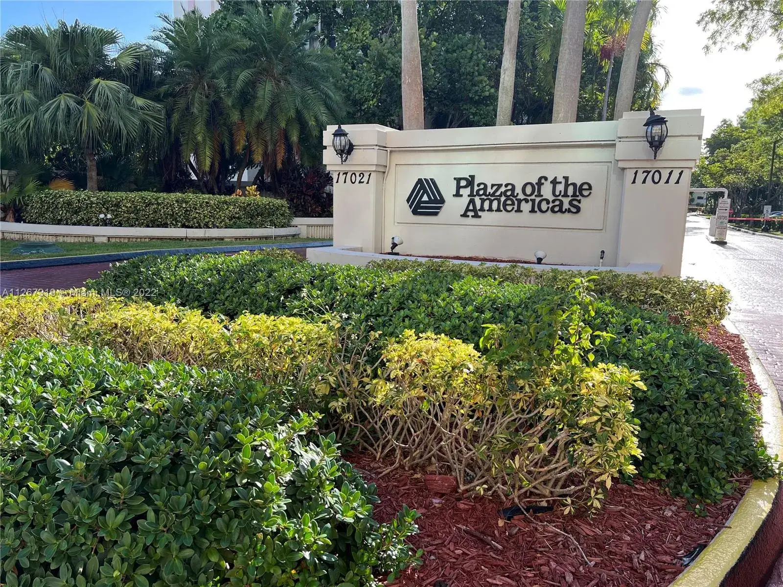 3 bedroom 2 bath Residential for sale at 17011 N Bay Rd # 307, Sunny Isles Beach FL 33160