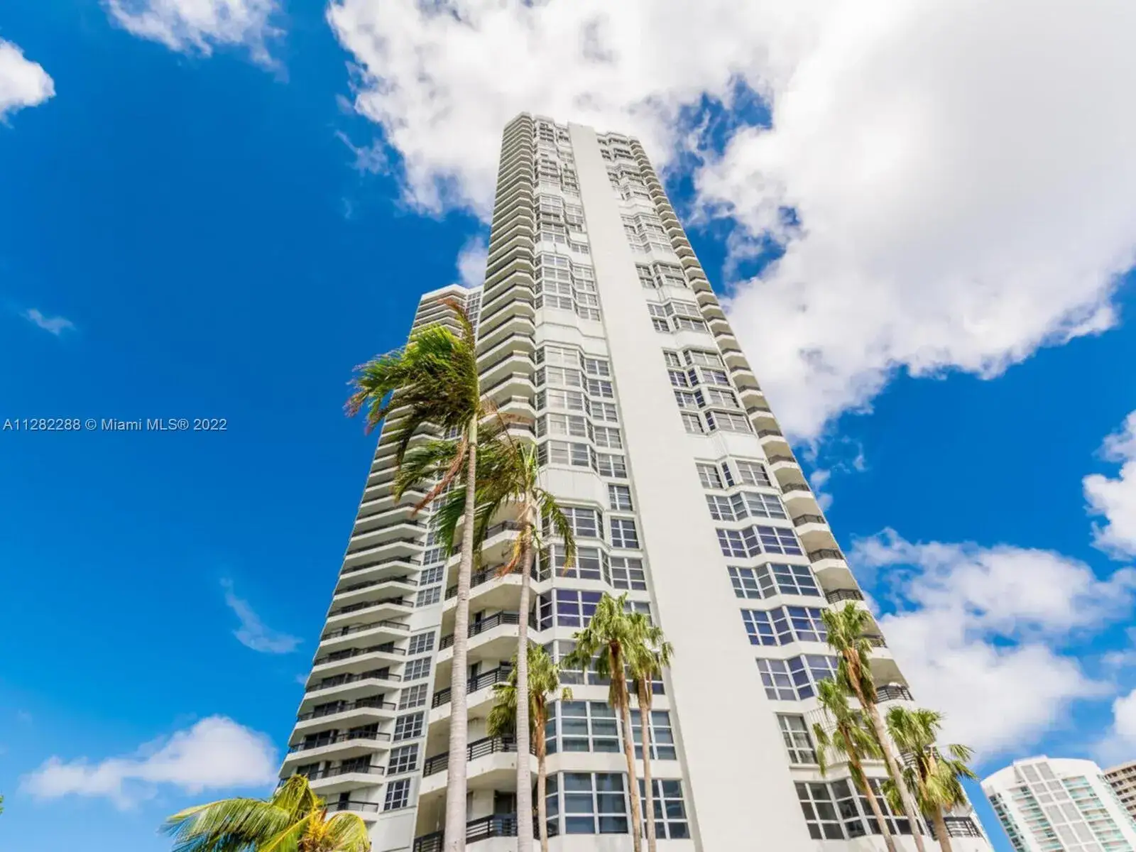 2 bedroom 2 bath Residential Lease for rent at 3500 Mystic Pointe Dr # 405, Aventura FL 33180
