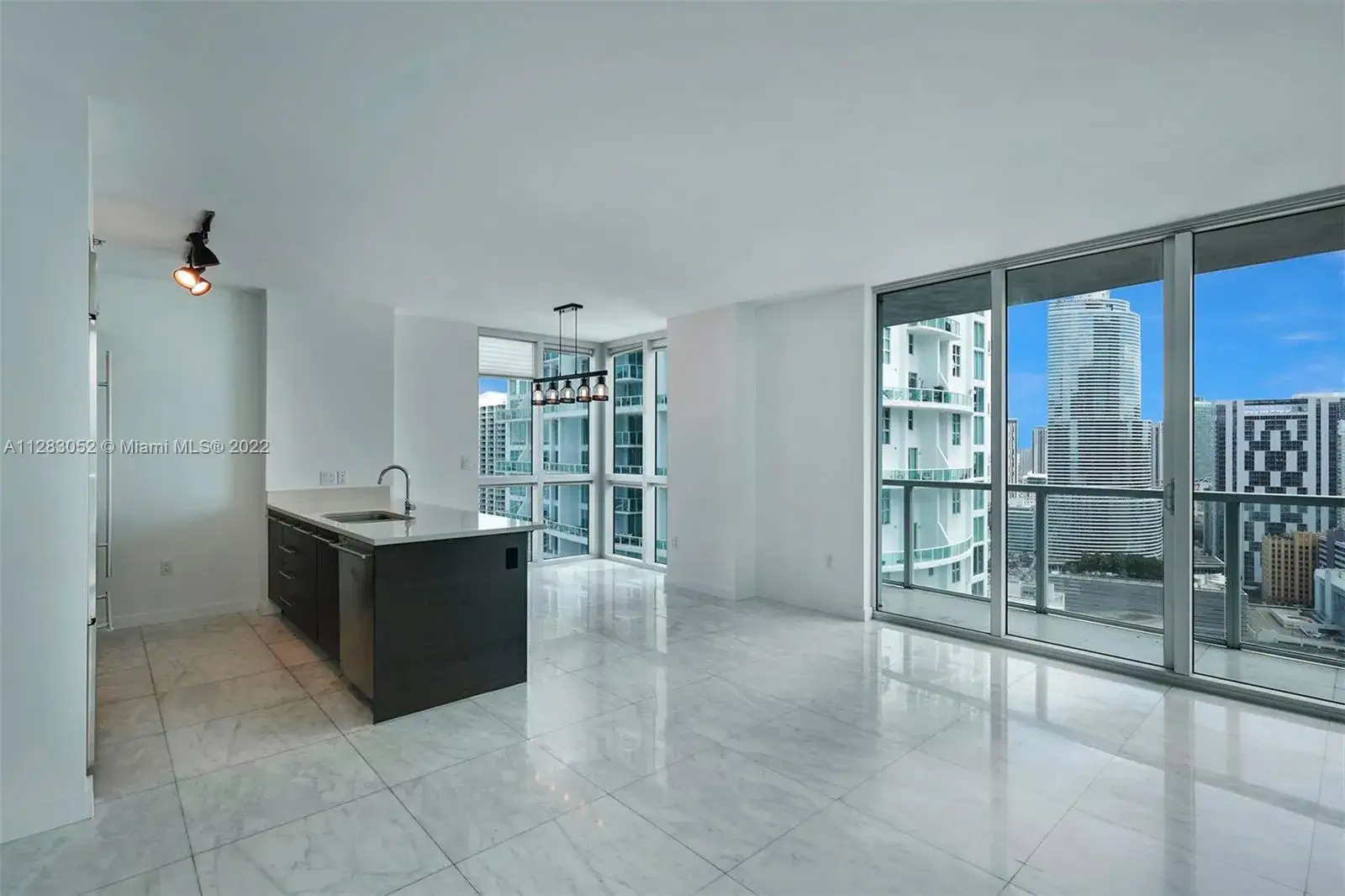 2 bedroom 2 bath Residential for sale at 55 SE 6th St # 3401, Miami FL 33131