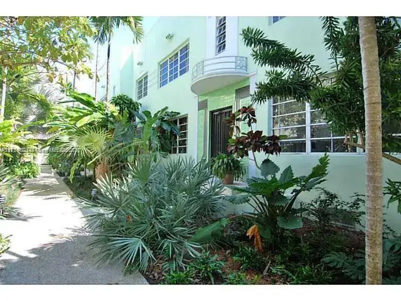 2 bedroom 1 bath Residential for sale at 1571 Pennsylvania Ave # 1S, Miami Beach FL 33139