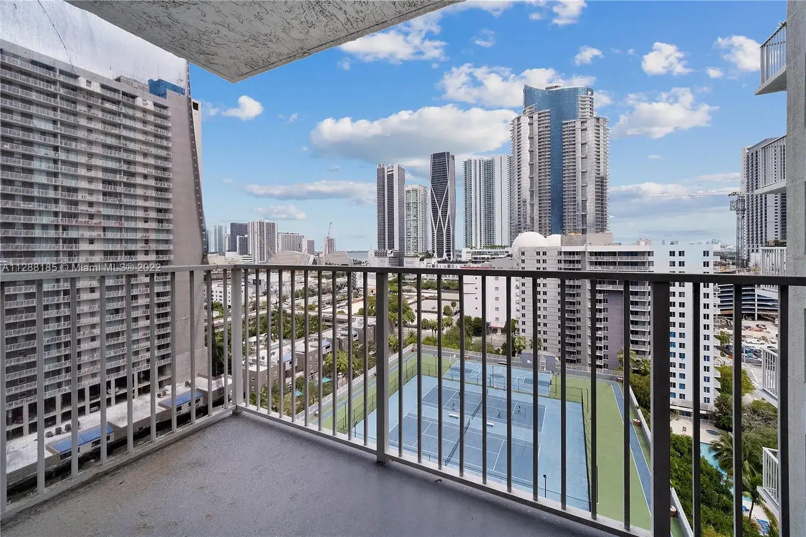 2 bedroom 2 bath Residential for sale at 850 N Miami Ave # 1810, Miami FL 33136