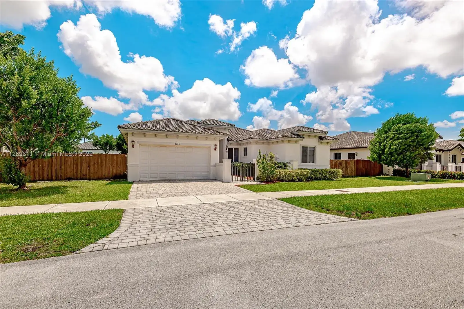 4 bedroom 3 bath Residential for sale at 9334 SW 173rd Ter, Palmetto Bay FL 33157