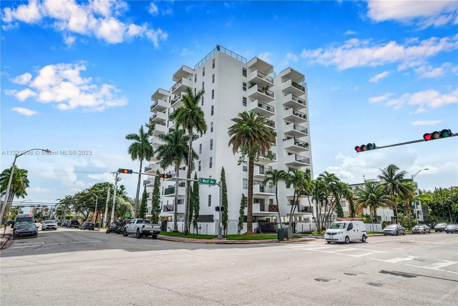 2 bedroom 2 bath Residential for sale at 1455 West Ave # 503, Miami Beach FL 33139