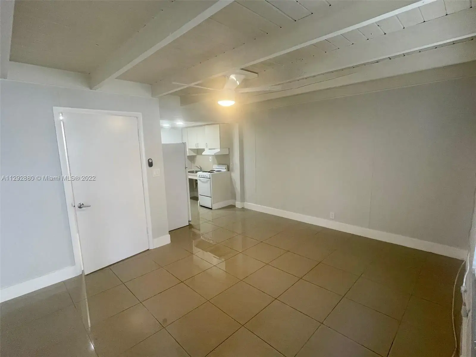 1 bath Residential Lease for rent at 1079 SE 22nd Ave # 2S, Pompano Beach FL 33062