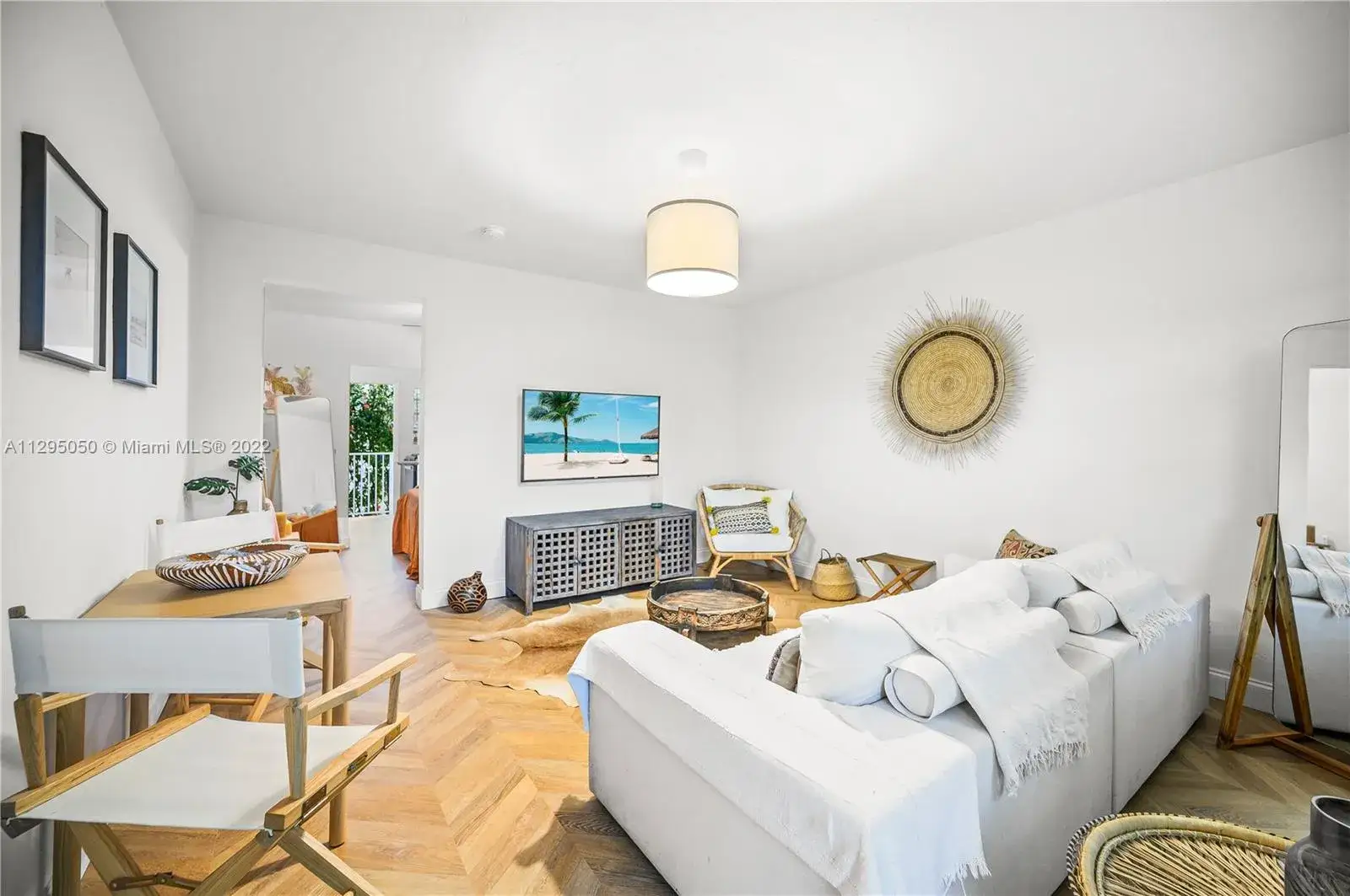 1 bedroom 1 bath Residential for sale at 911 Meridian Ave # 106, Miami Beach FL 33139