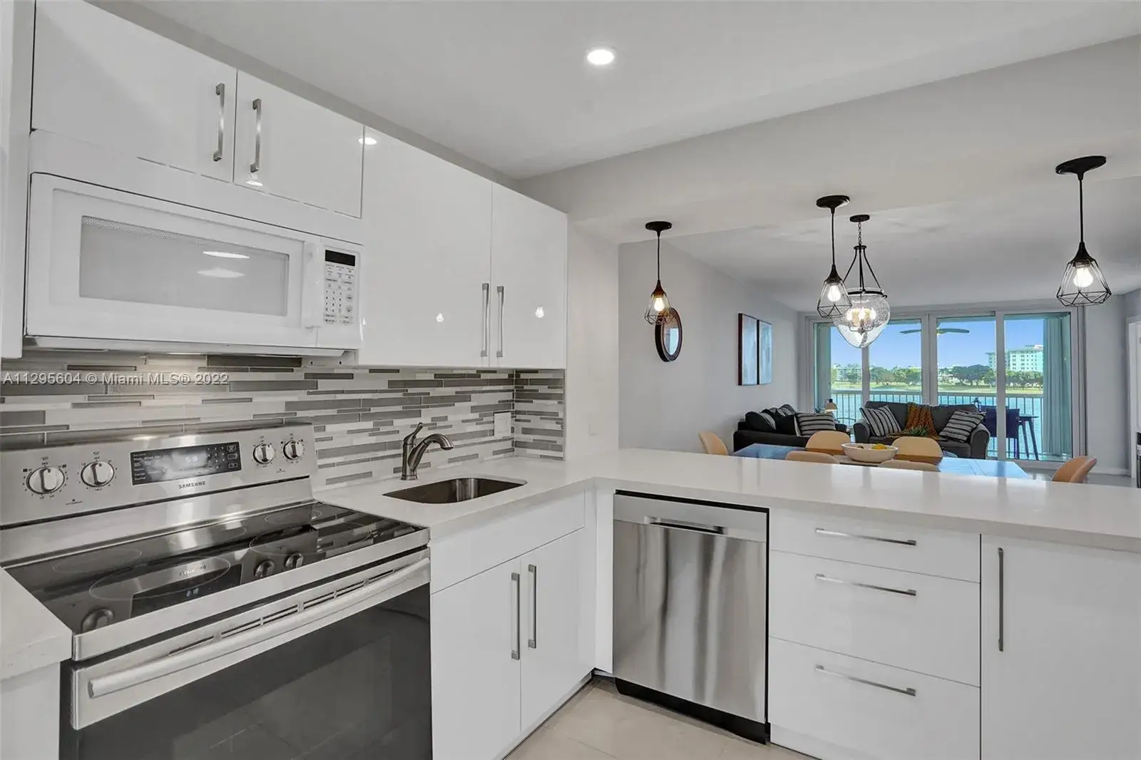 2 bedroom 2 bath Residential for sale at 3091 N Course Dr # 305, Pompano Beach FL 33069
