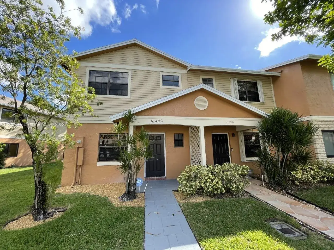 3 bedroom 2 bath Residential for sale at 10472 NW 6th St, Pembroke Pines FL 33026