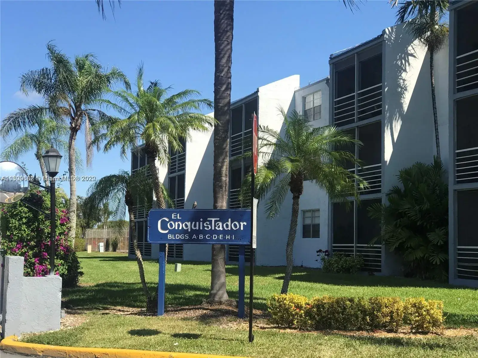 2 bedroom 2 bath Residential for sale at 14150 SW 84th St # I, Miami FL 33183