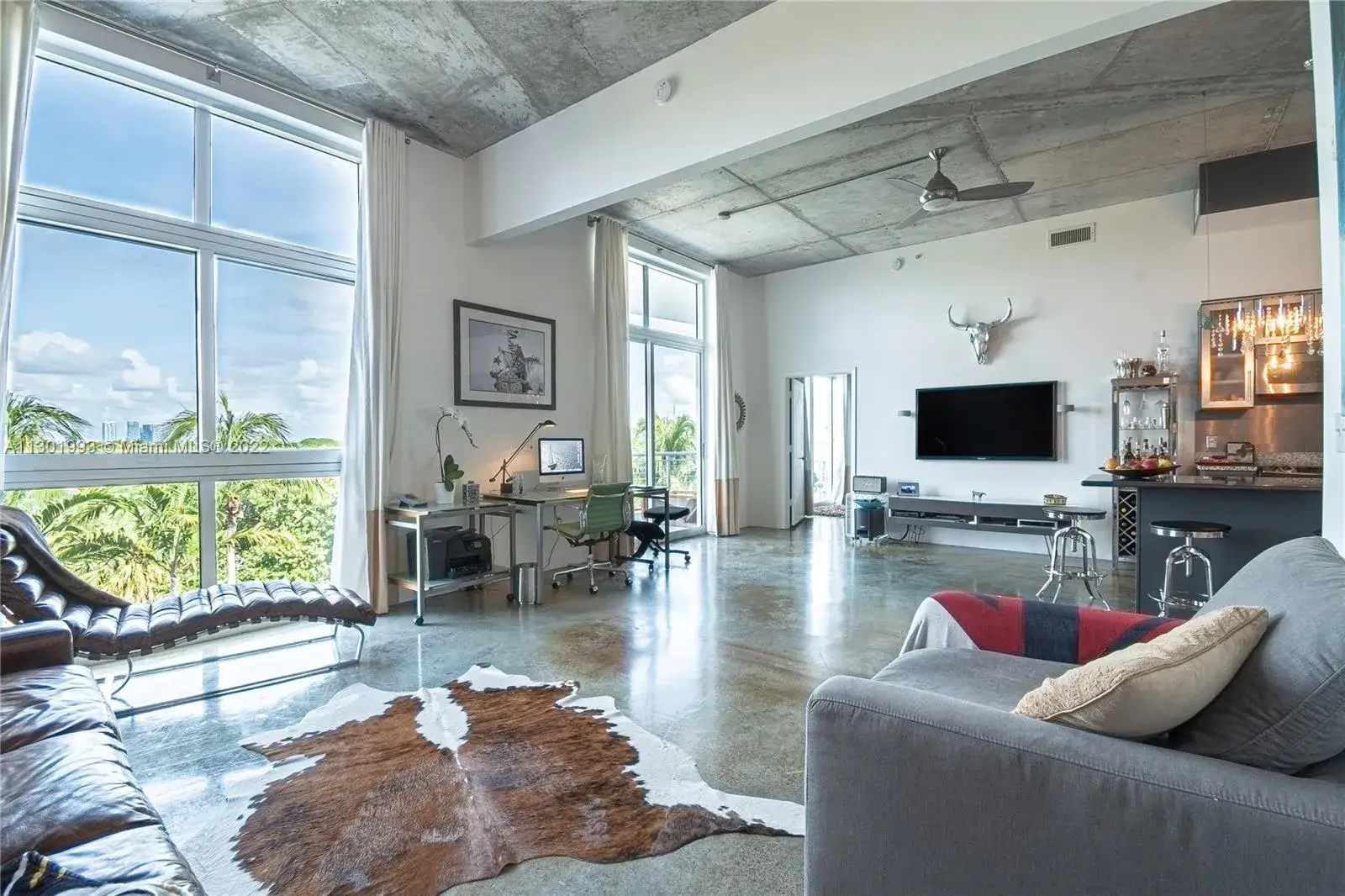 2 bedroom 2 bath Residential for sale at 2001 Meridian Ave # 509, Miami Beach FL 33139