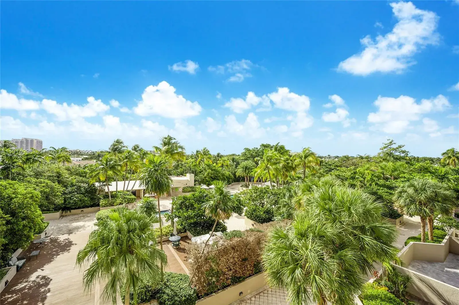 2 bedroom 2 bath Residential for sale at 151 Crandon Blvd # 439, Key Biscayne FL 33149