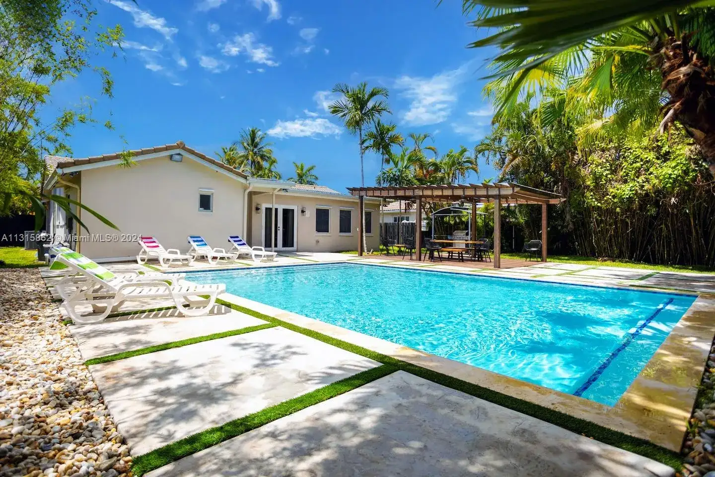5 bedroom 3 bath Residential Lease for rent at 1307 Rodman St, Hollywood FL 33019
