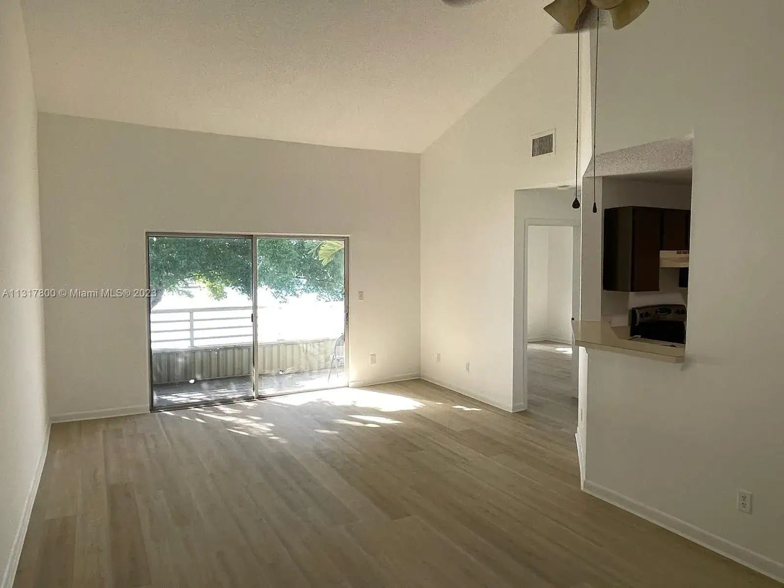 2 bedroom 2 bath Residential for sale at 3465 NW 44th St # 204, Oakland Park FL 33309